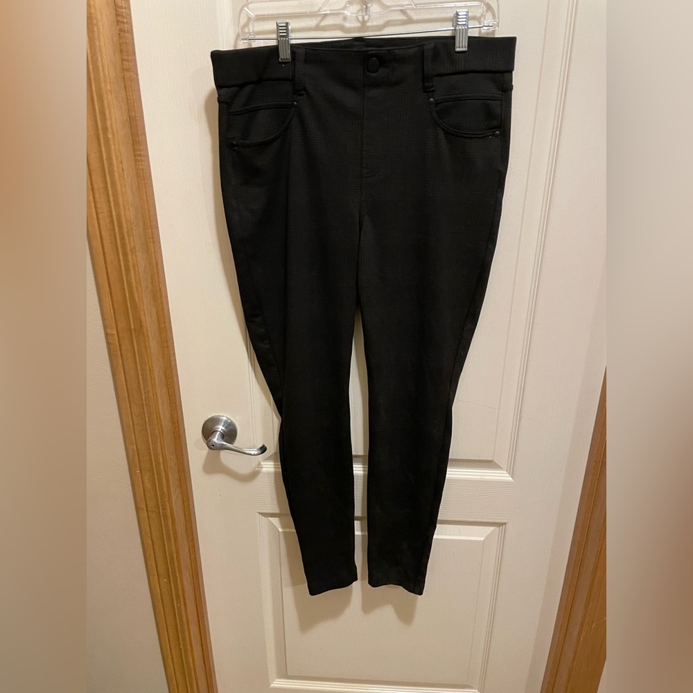 Liverpool Los Angeles Black checkered sparkly dress pants/trousers
